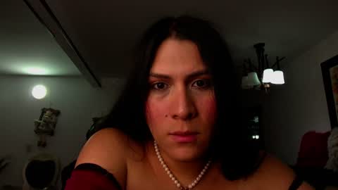 Snapshot of princessdaisy001 chatting on 06/18/26, 12:11 princessdaisy001 online show from 06/18/26, 12:11