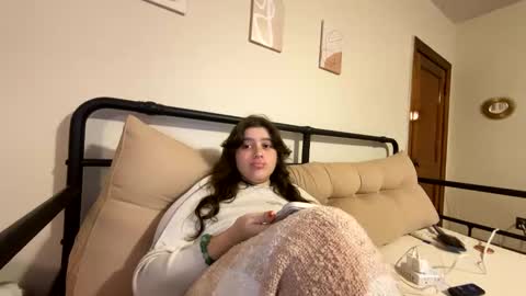 princessviccxo online show from 09/28/25, 12:05