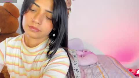 Snapshot of princessluna_14 chatting on 09/13/25, 09:14 princessluna_14 online show from 09/13/25, 09:14