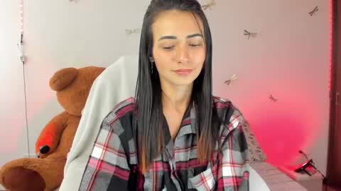 Snapshot of princessluna_14 chatting on 10/16/25, 07:48 princessluna_14 online show from 10/16/25, 07:48