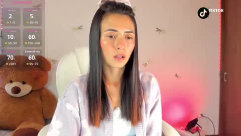 Snapshot of princessluna_14 chatting on 10/19/25, 09:15 princessluna_14 online show from 10/19/25, 09:15