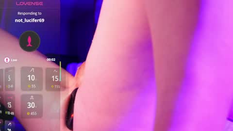 Snapshot of princessofyourdreams chatting on 05/30/26, 05:37 Gwyndoline Moon online show from 05/30/26, 05:37