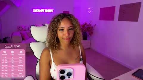 Snapshot of princessromyindy chatting on 08/04/26, 09:17 princessromyindy online show from 08/04/26, 09:17