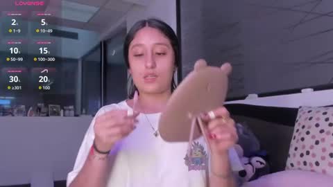 Valentina online show from 06/17/26, 10:00