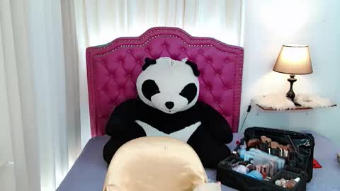Snapshot of princessyanzy chatting on 04/25/26, 10:29 princessyanzy1 online show from 04/25/26, 10:29