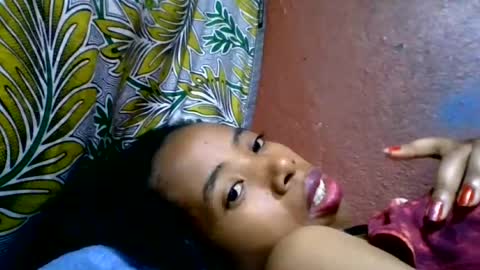Snapshot of prisca880319 chatting on 06/14/26, 07:21 prisca880319 online show from 06/14/26, 07:21