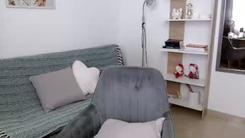 Snapshot of priscila_black chatting on 06/20/26, 06:11 Marcela online show from 06/20/26, 06:11