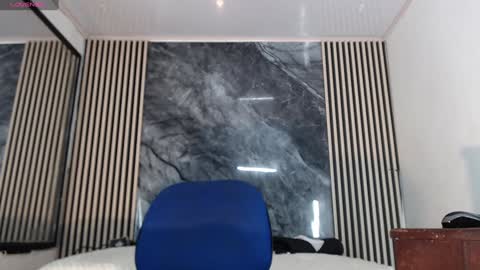 priscilarainbow online show from 01/02/25, 11:38