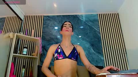 Snapshot of priscilarainbow chatting on 11/09/25, 09:35 priscilarainbow online show from 11/09/25, 09:35