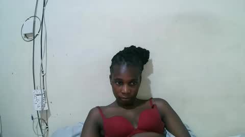 pritty_amber online show from 04/13/26, 11:48