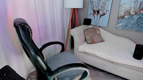 Priya Rose online show from 04/15/26, 06:04