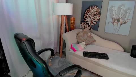 Priya Rose online show from 07/25/26, 05:43