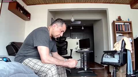 Snapshot of probardetodo chatting on 01/09/25, 06:36 Probardetodo independent model online show from 01/09/25, 06:36