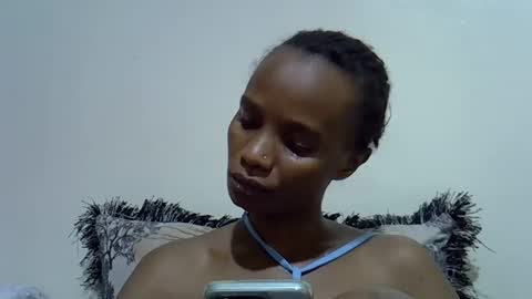 Snapshot of proccy_cute chatting on 10/19/25, 04:51 Princess online show from 10/19/25, 04:51