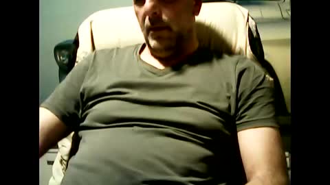 ----- online show from 02/16/26, 06:04