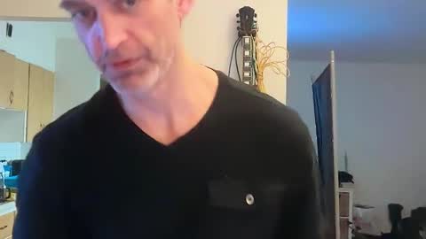 Snapshot of prof25 chatting on 02/15/26, 07:27 prof25 online show from 02/15/26, 07:27