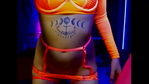 Lua Sekmet online show from 11/15/25, 03:04