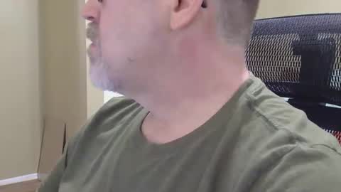 Snapshot of professor21255 chatting on 09/16/25, 01:45 professor21255 online show from 09/16/25, 01:45