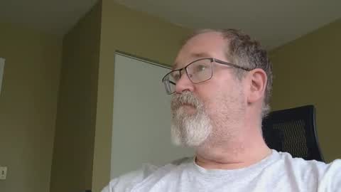 Snapshot of professor21255 chatting on 05/26/26, 12:56 professor21255 online show from 05/26/26, 12:56