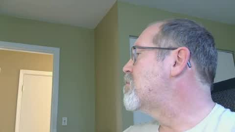 Snapshot of professor21255 chatting on 07/03/26, 12:44 professor21255 online show from 07/03/26, 12:44