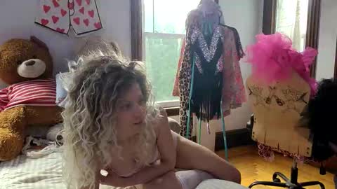 professorhushh online show from 11/11/25, 05:46