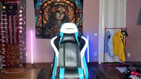 Snapshot of project_hisoka44 chatting on 10/06/25, 03:59 Di online show from 10/06/25, 03:59