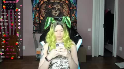 Di online show from 05/28/26, 02:42