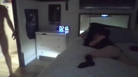 Properfuct online show from 10/28/25, 07:23