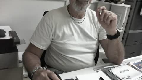 mature hairy guy online show from 06/20/26, 03:37