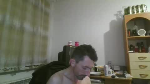 Mariusz online show from 12/21/24, 09:36