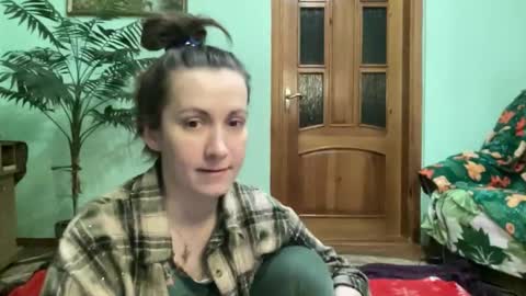 proud sweet 21 online show from 05/15/26, 11:56