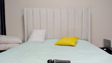 proudafricaka online show from 10/27/25, 04:27