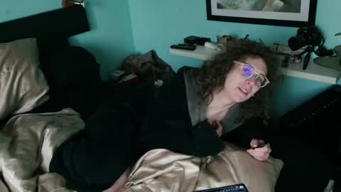 prxscillia_tx online show from 01/31/25, 08:54