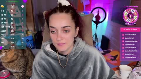 Queen of Pain online show from 12/19/24, 01:28