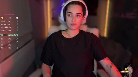 Queen of Pain online show from 11/06/25, 06:14