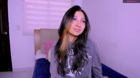 Mara online show from 03/01/25, 11:17