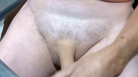 Snapshot of psfunman chatting on 10/30/25, 06:41 psfunman online show from 10/30/25, 06:41