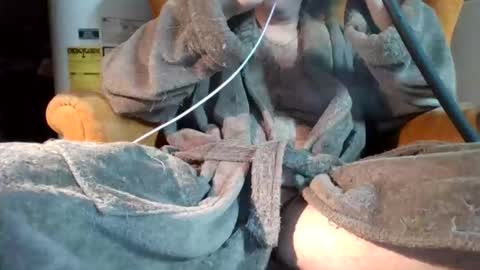 pspee313 online show from 12/21/25, 03:02