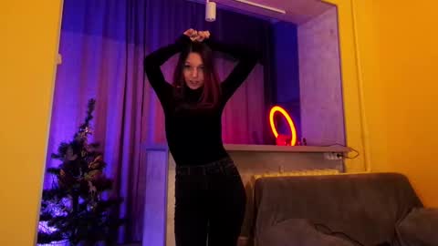 LUCY -----    online show from 12/27/24, 03:37