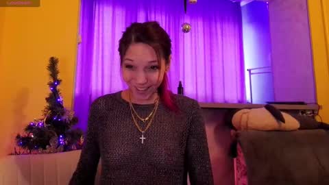 LUCY -----    online show from 01/08/25, 11:21