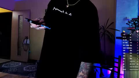 LUCY -----    online show from 10/31/25, 01:23