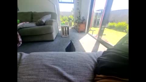 Public online show from 12/18/24, 01:48