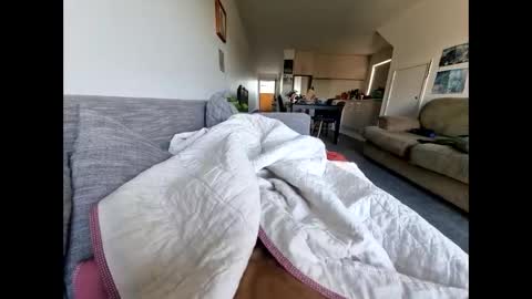 Public online show from 02/21/25, 05:56