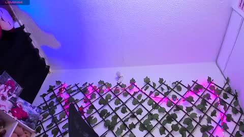 Snapshot of pucaa_ chatting on 01/27/25, 12:43 Emma Rico   model indep online show from 01/27/25, 12:43