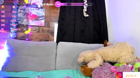 Snapshot of pucaa_ chatting on 10/20/25, 12:11 Emma Rico   model indep online show from 10/20/25, 12:11