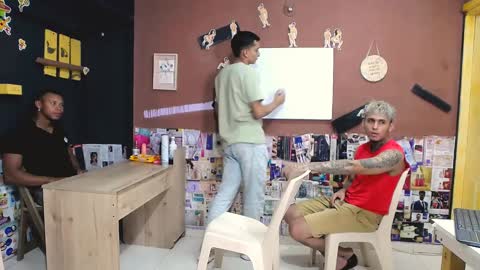 university hot online show from 12/15/24, 07:10