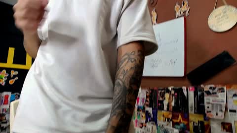 university hot online show from 12/26/24, 02:55