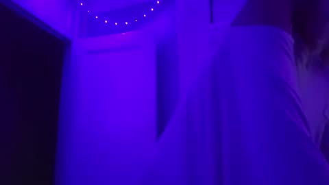 Snapshot of puddled_wonderland chatting on 09/22/25, 02:24 puddled_wonderland online show from 09/22/25, 02:24