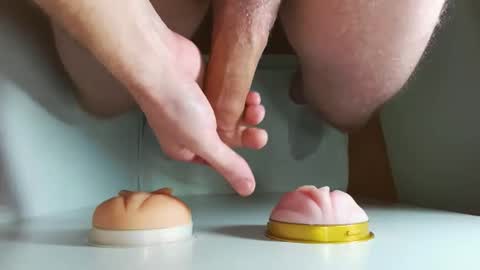 Snapshot of pude90 chatting on 09/25/25, 05:00 PuDe90 online show from 09/25/25, 05:00