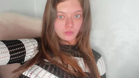 Nayaa Nay 3 online show from 12/17/24, 09:07